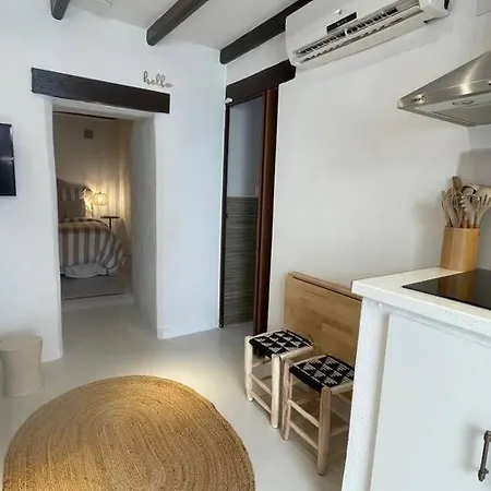 Cozy 1-Bdrm Apt In City Center Alicante Exterior photo