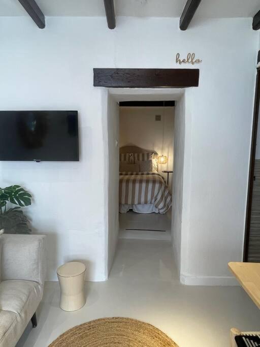 Cozy 1-bdrm In Center Apartament *